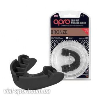 Капа OPRO Bronze чорний