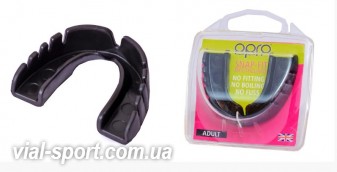 Капа OPRO Junior Snap-Fit Jet Black (ART.002143001) дитяча