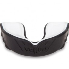 Капа VENUM Challenger Mouthguard чорно / біла