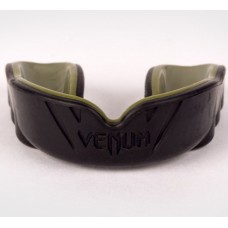 Капа VENUM Challenger Mouthguard доросла чорний/хакі