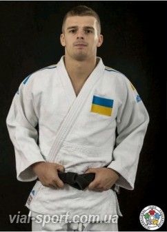 Кімоно для дзюдо Adidas Champion / / з ліцензією IJF(біле / синьо-жовті смуги, J-IJF-SMU)