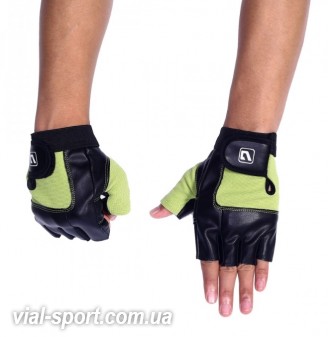 Рукавички для тренування LiveUp TRAINING GLOVES чорний / зелений