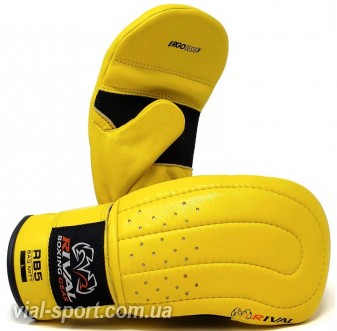 Рукавички снарядні битки RIVAL RB5 BAG MITTS жовті