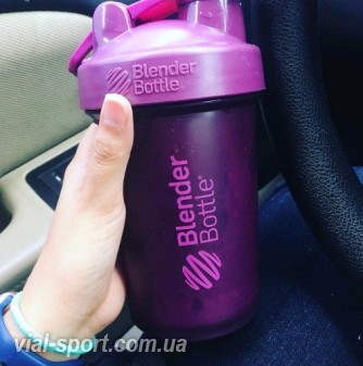 Шейкер спортивний BlenderBottle Classic Loop 590ml (ORIGINAL) 