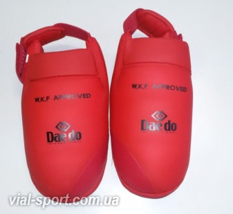 Захист стоп (фути) Daedo для карате KPRO2013 Червона